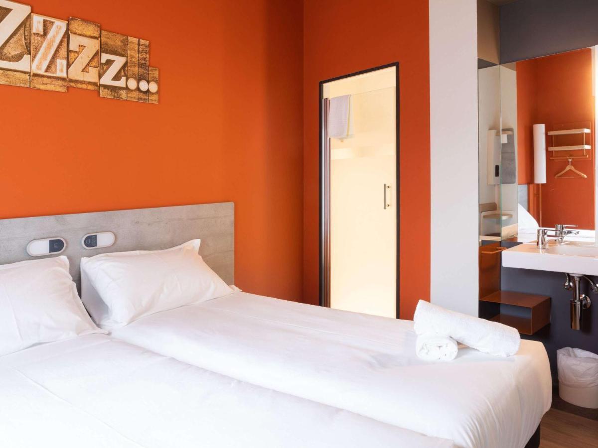 Ibis Budget Madrid Aeropuerto Екстериор снимка