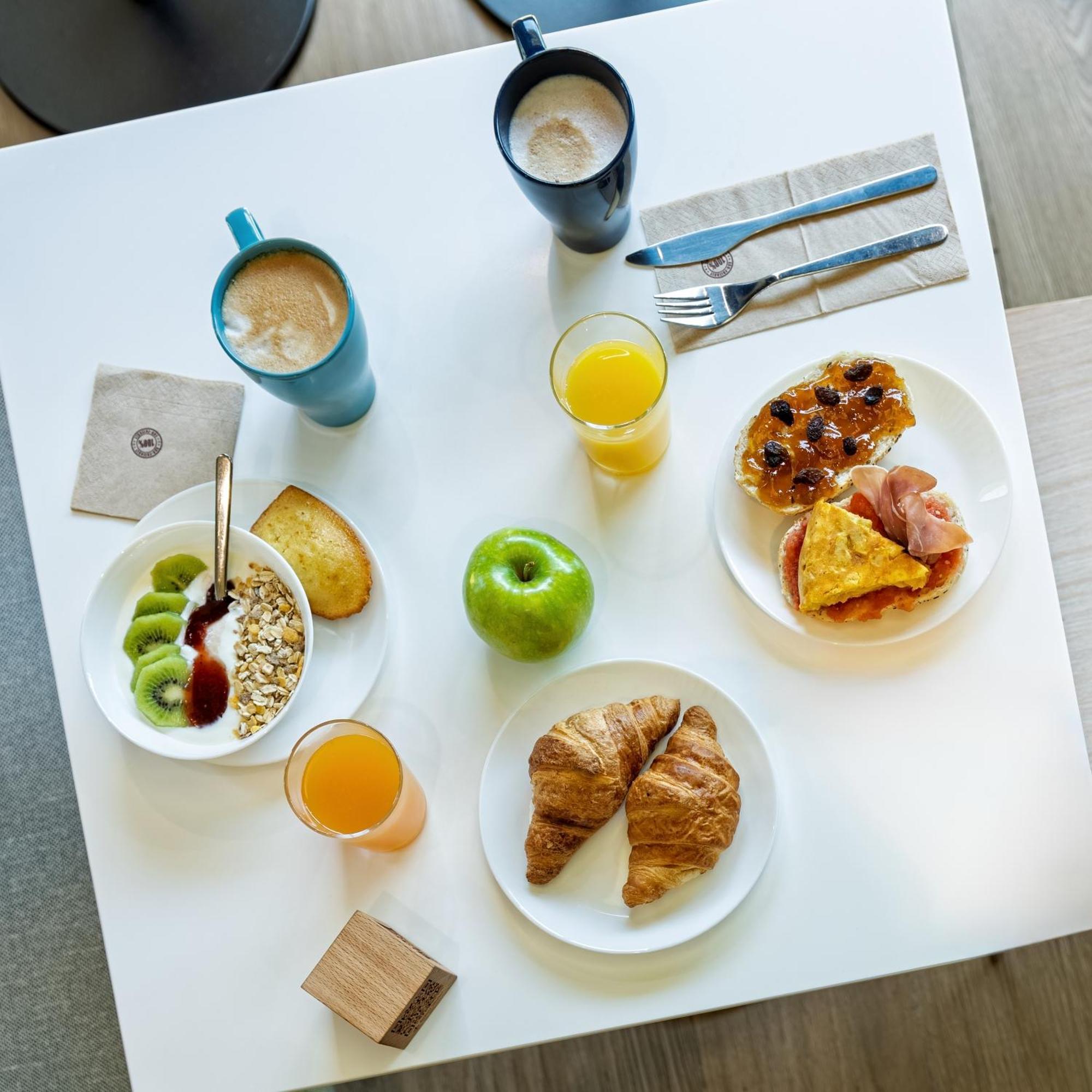 Ibis Budget Madrid Aeropuerto Екстериор снимка