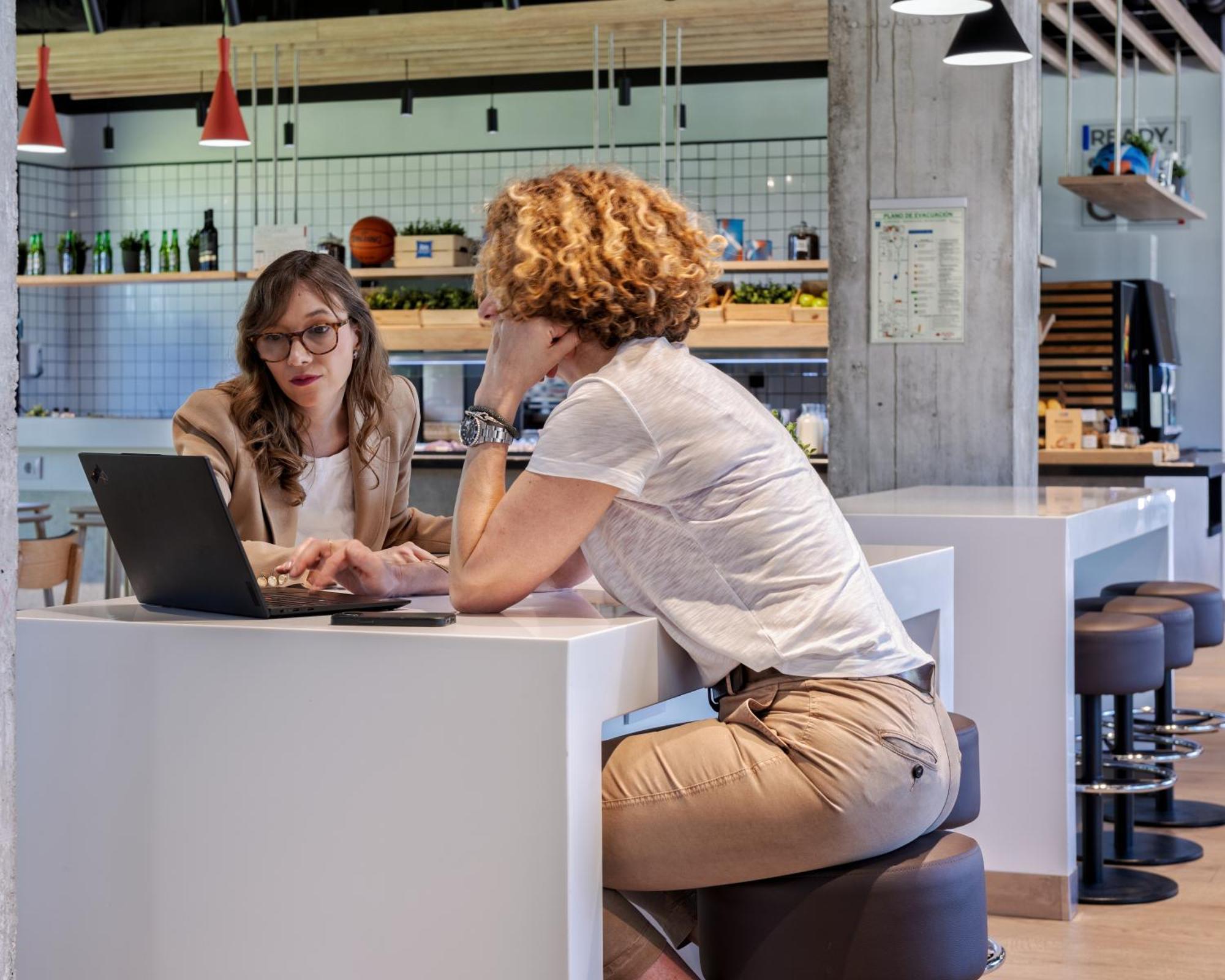 Ibis Budget Madrid Aeropuerto Екстериор снимка
